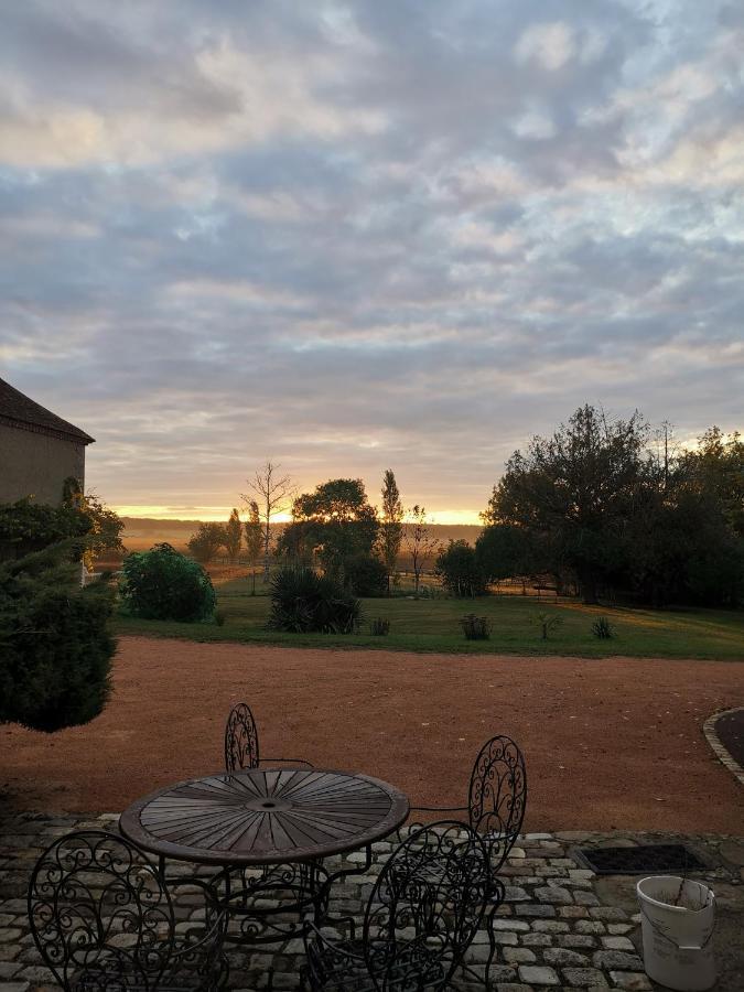 Chambres D'Hotes Domaine Des Formes Effiat Exterior photo